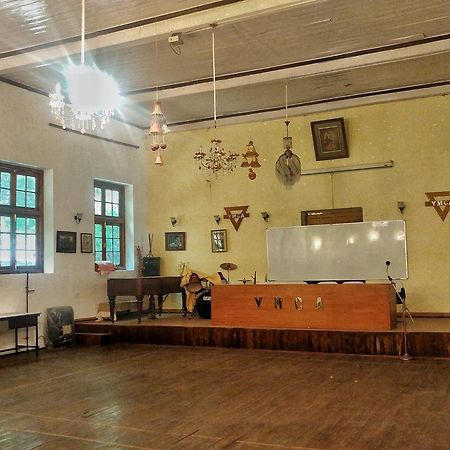 Ymca Tourist Hostel Шимла Экстерьер фото