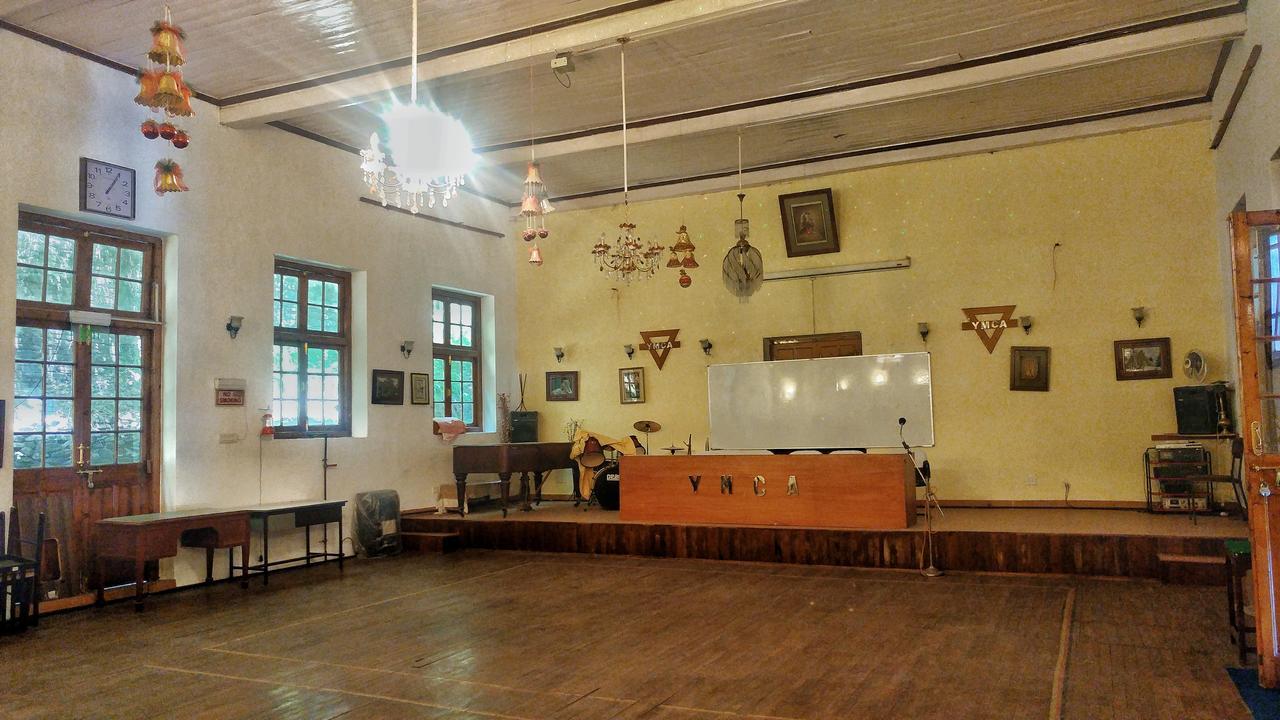 Ymca Tourist Hostel Шимла Экстерьер фото